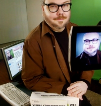mark-and-visual-communicator